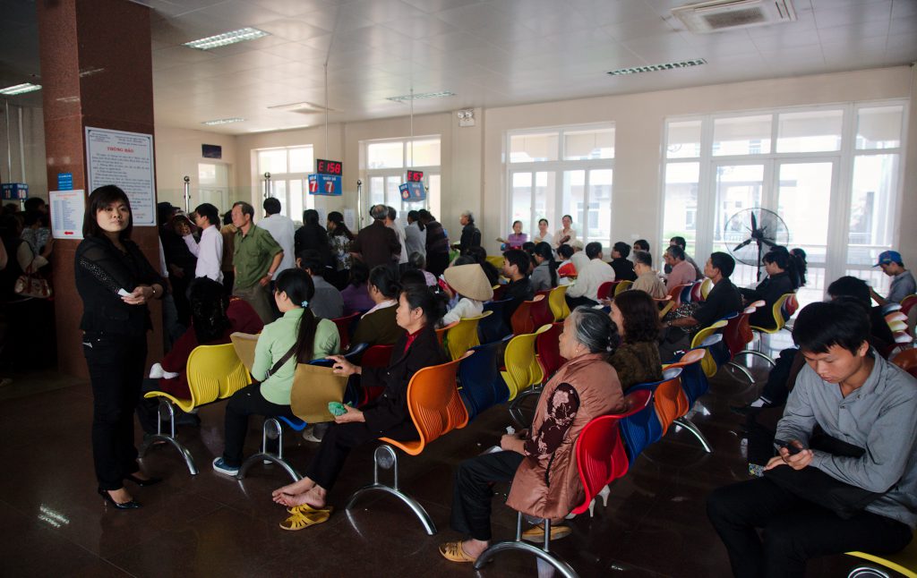 Crowds at a provincial hospital in Vietnam. Photo by Ryan Li.